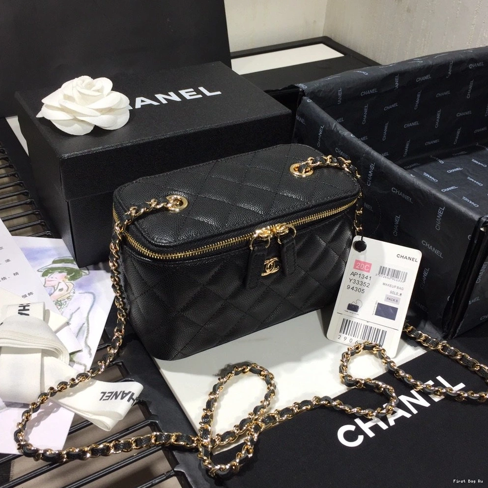 First Bag Ru VANITY CHANEL CASE 0726